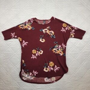 Lildy 3/4 sleeve printed waffle knit burgundy‎ tunic top size S-M